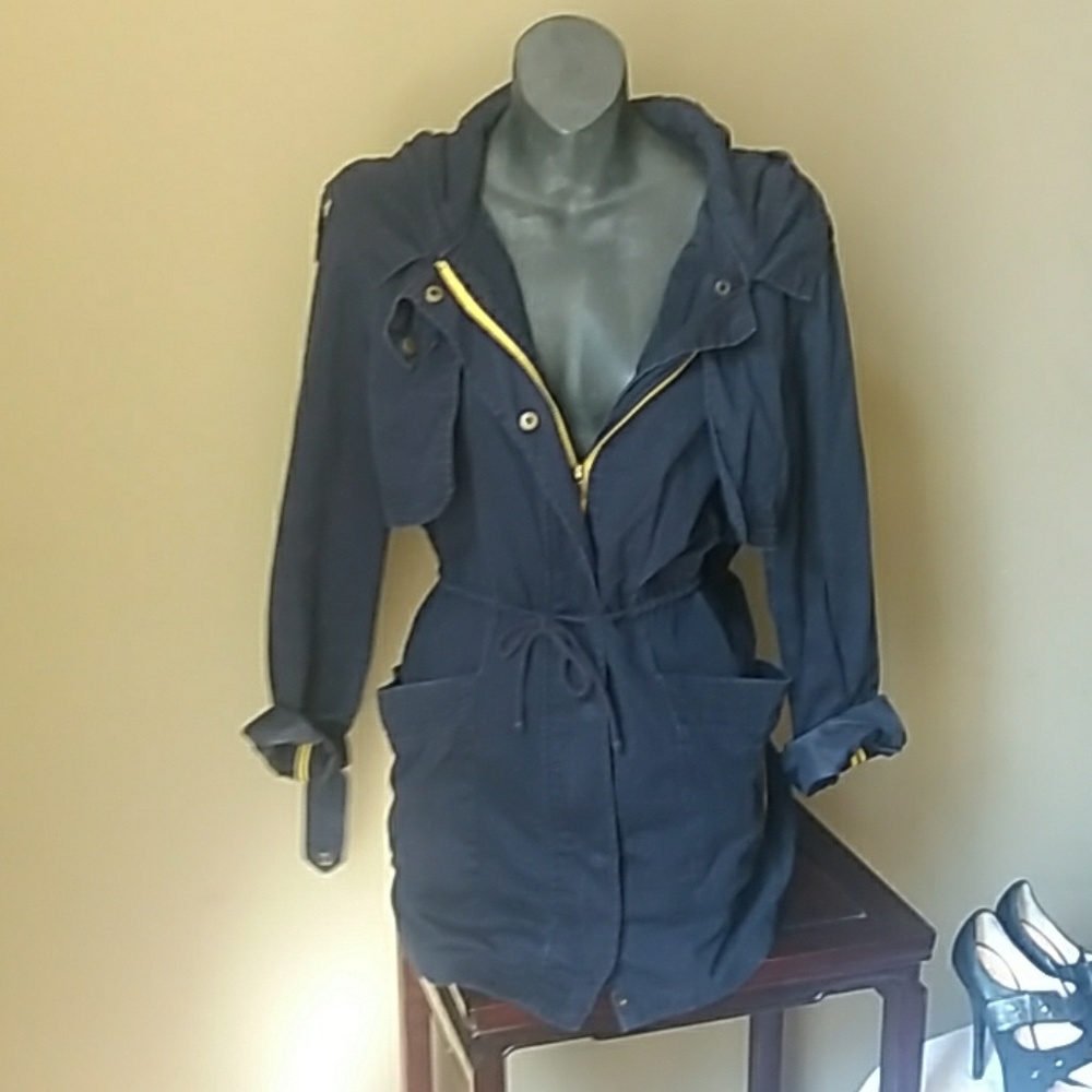 Love Tree Trendy Gold Zipper Trench jacket